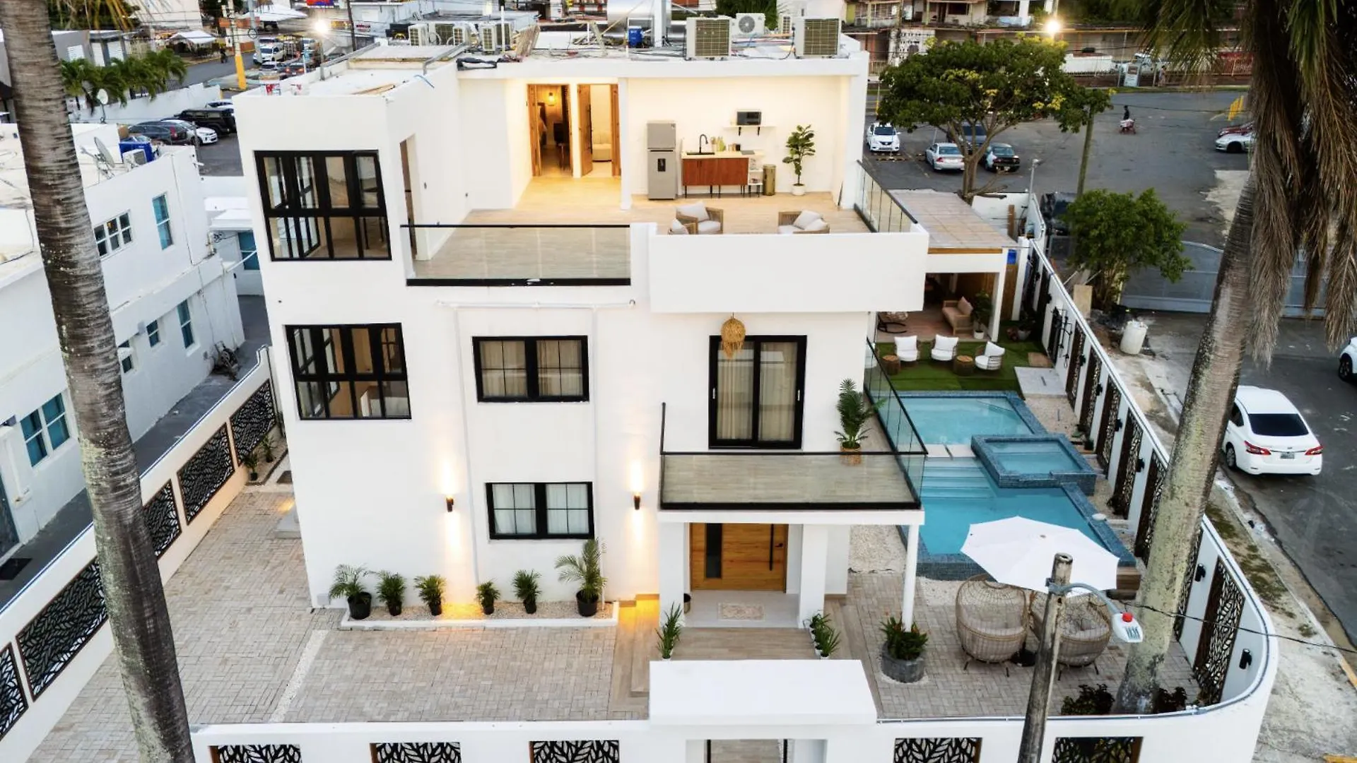 Guest house Couples Suites At Ocean Park Beach Club San Juan